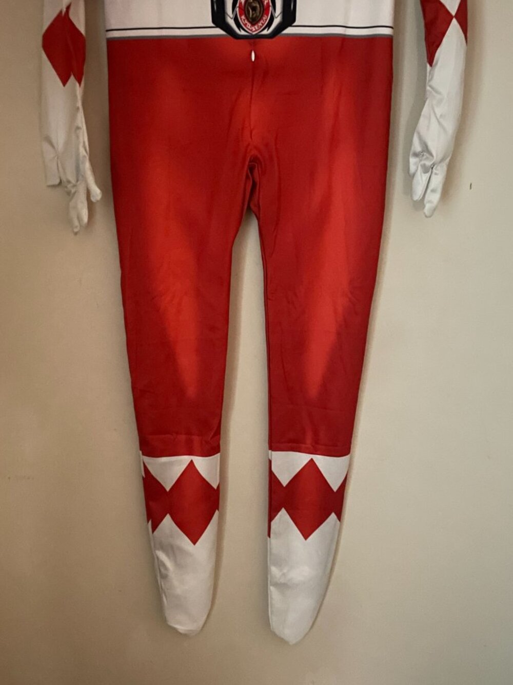 Red Power Ranger Costume - Picture 4 of 8